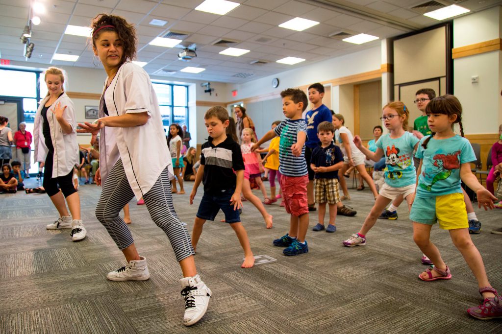 khong-gian-cua-phong-tap-aerobic