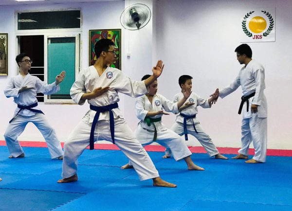 setup-phong-vo-ngoai-mat-ky-thuat-con-can-dam-bao-doi-ngu-nhan-vien-thiet-yeu